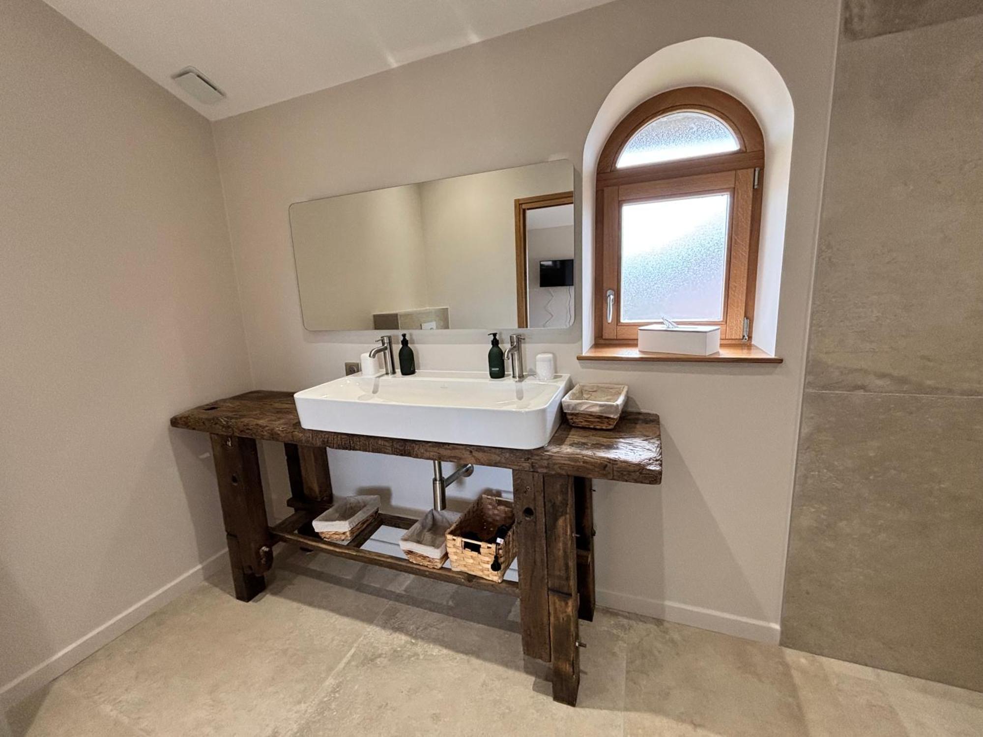 Châtillon-sur-Chalaronne Le Domaine Du Pin B&B 외부 사진