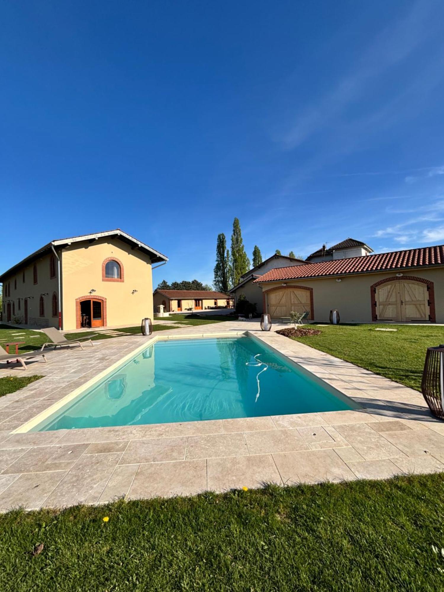 Châtillon-sur-Chalaronne Le Domaine Du Pin B&B 외부 사진